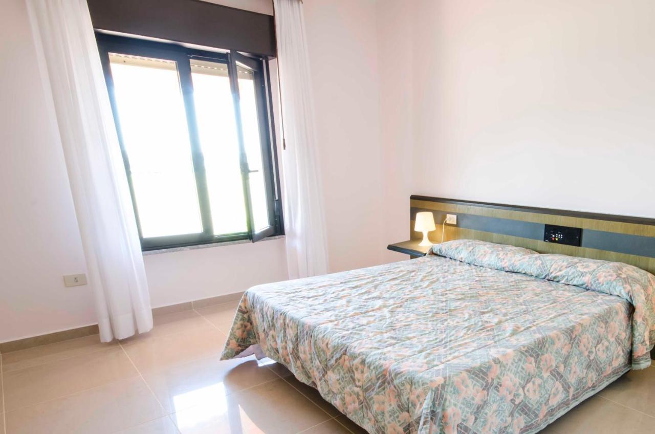 Torre Del Sole Hotell Tarquinia Exteriör bild