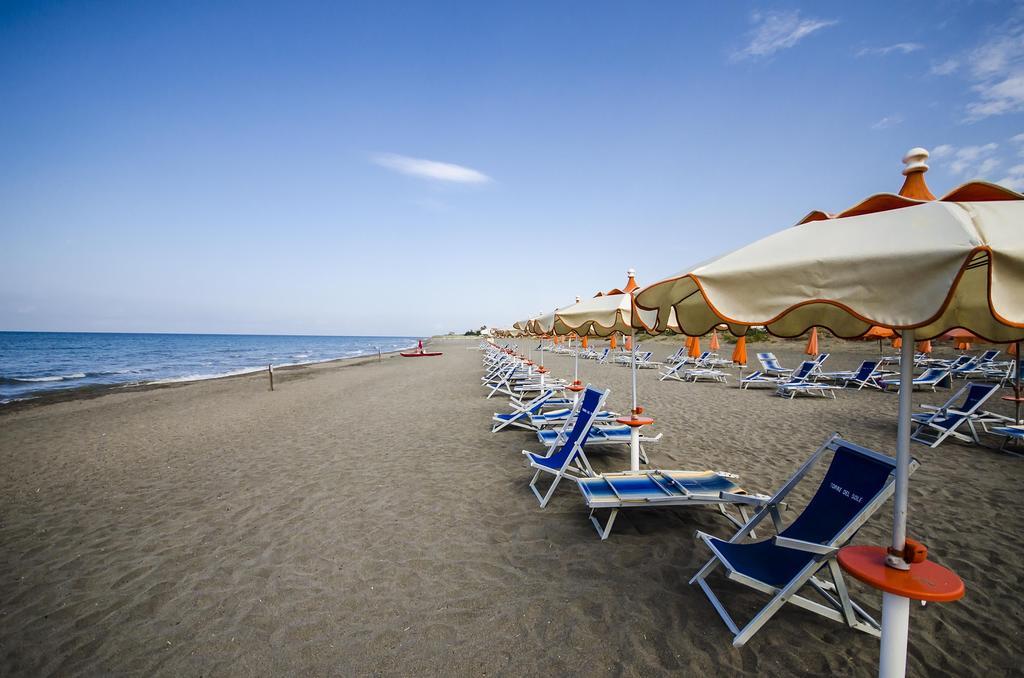 Torre Del Sole Hotell Tarquinia Exteriör bild
