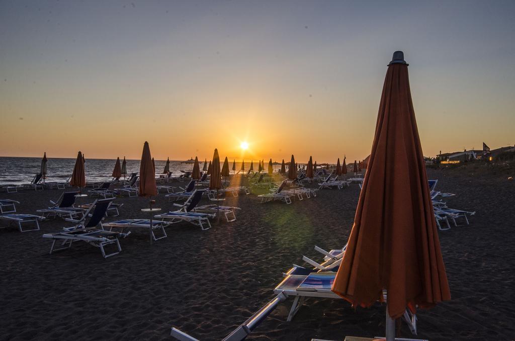 Torre Del Sole Hotell Tarquinia Exteriör bild